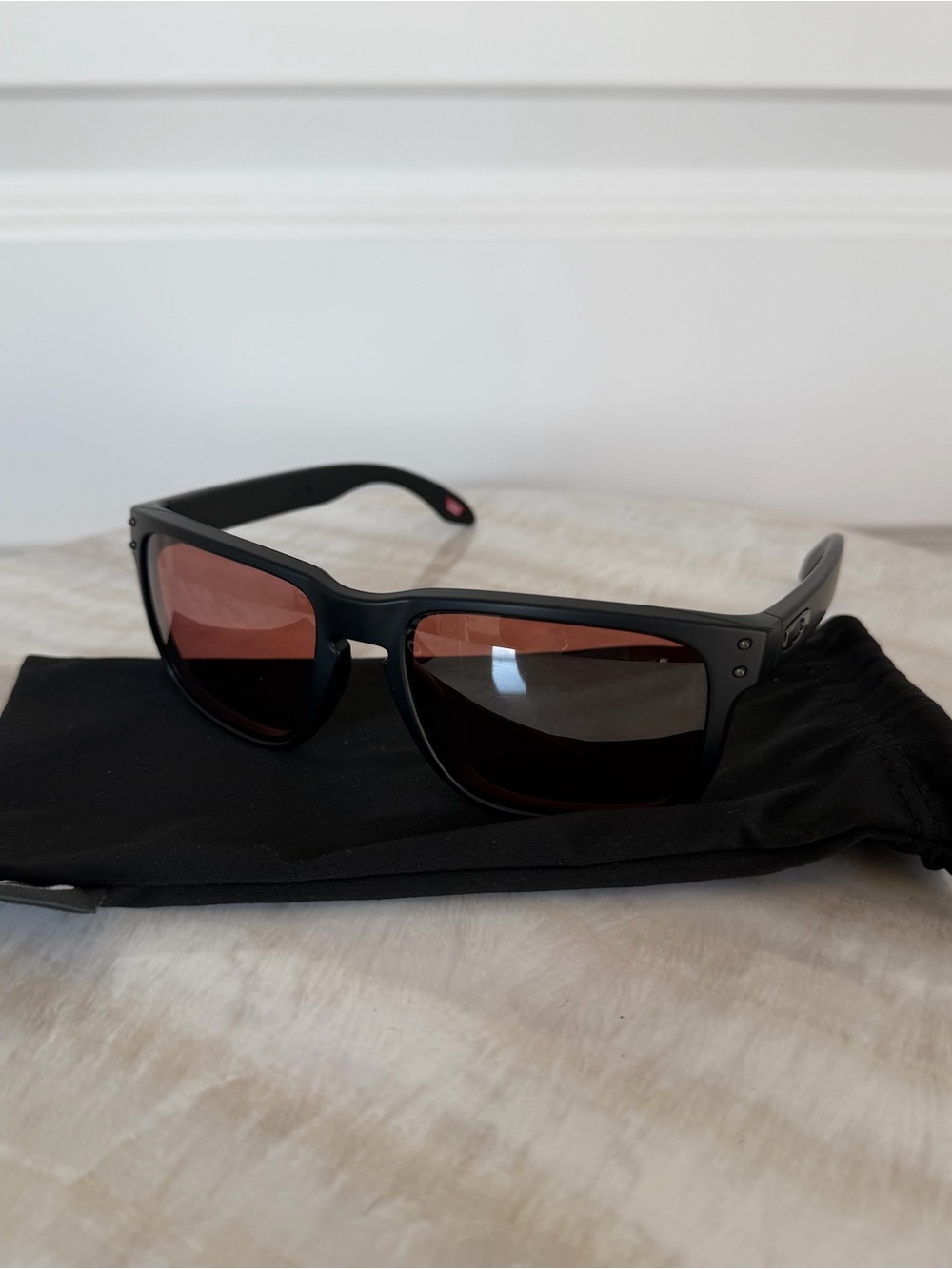 NWOT Oakley Holbrook Sunglasses with Brown Lenses